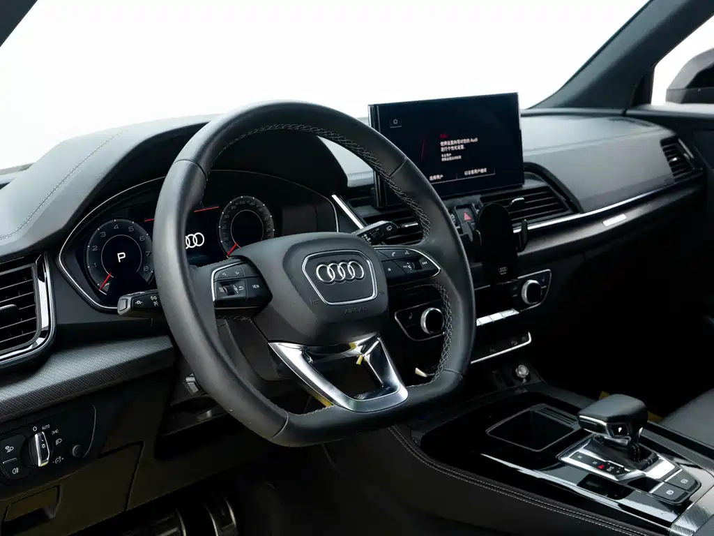 Audi Q5L 2023 — фото 5