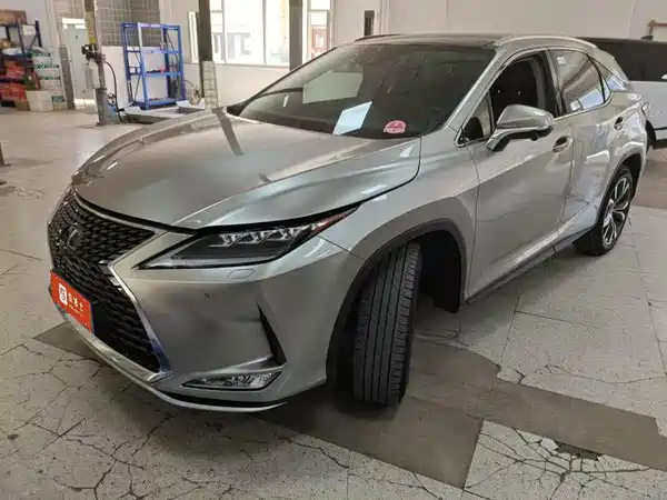 Lexus RX 2021