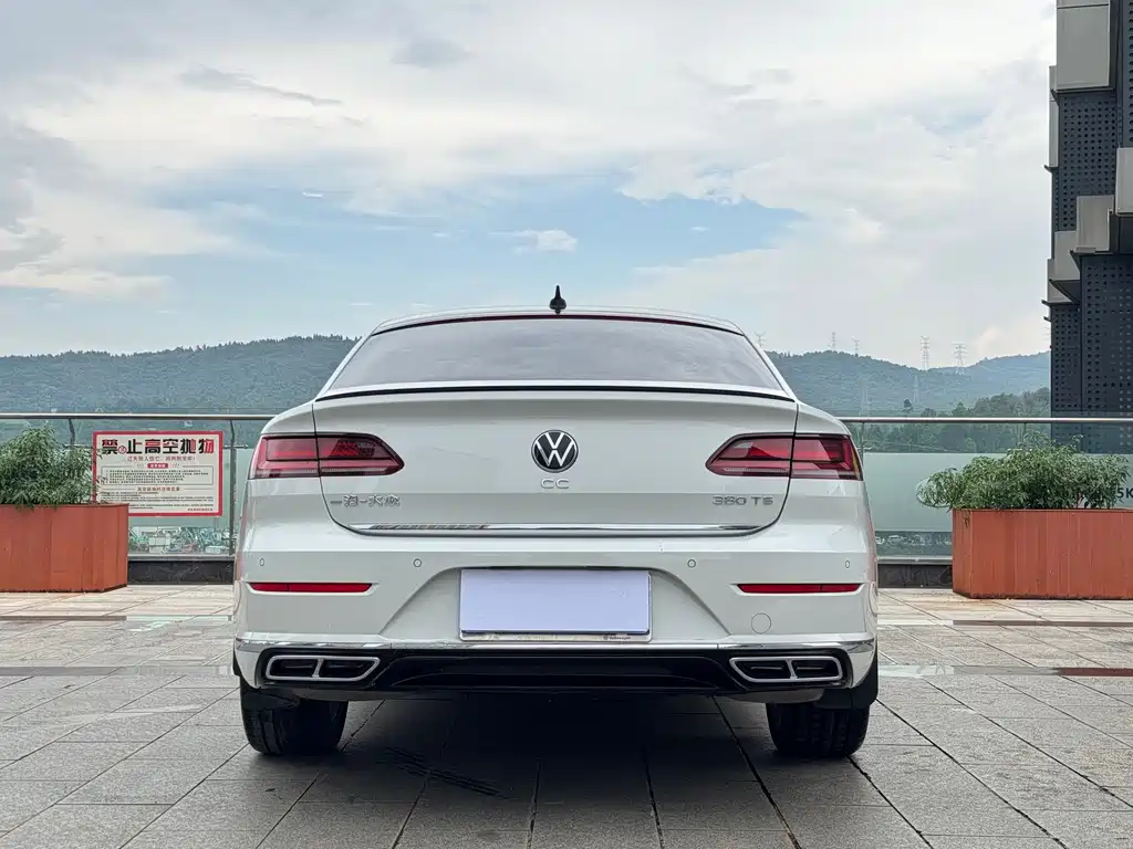 Volkswagen CC 2022 — фото 10