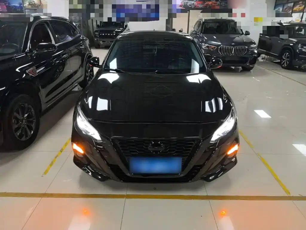 Nissan Teana 2022