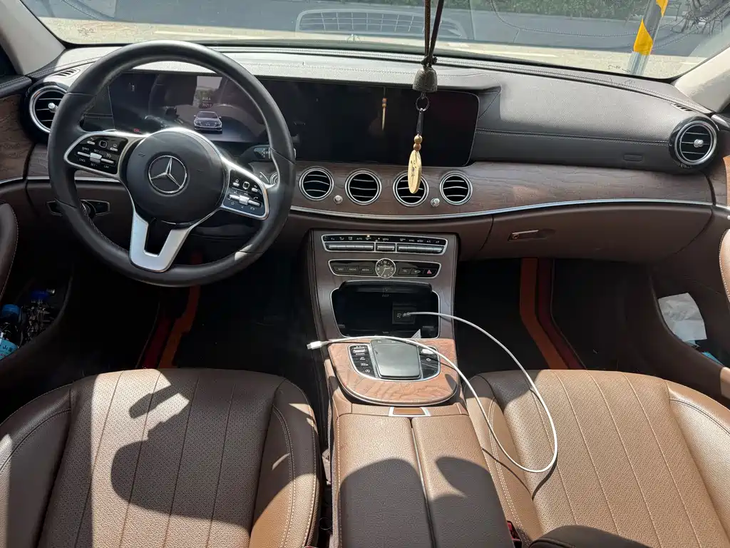 Mercedes-Benz E-Class 2019 — фото 5