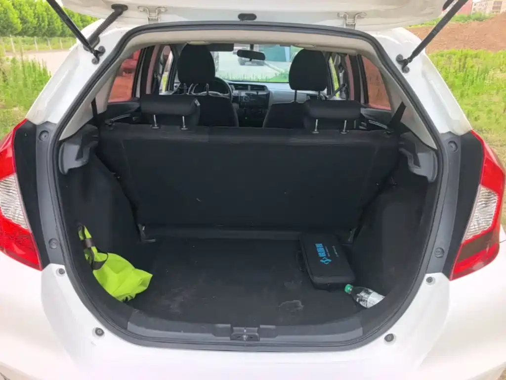Honda Fit 2018 — фото 19