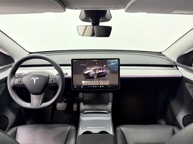 Tesla Model Y 2024 — фото 7