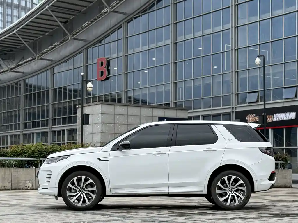 Land Rover Discovery Sport 2024 — фото 3