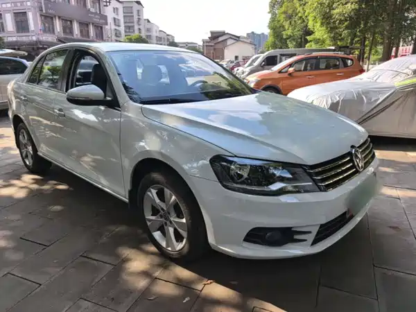 Volkswagen Bora 2015