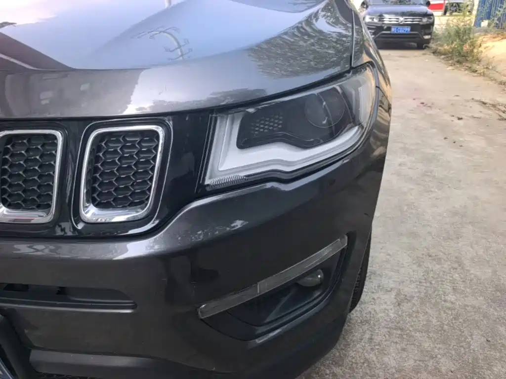 Jeep Compass 2017 — фото 24