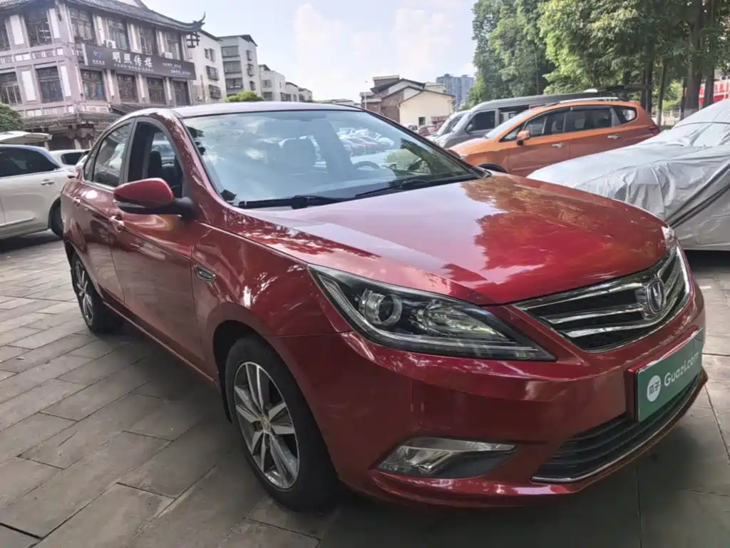 Changan Eado 2018 — фото 4