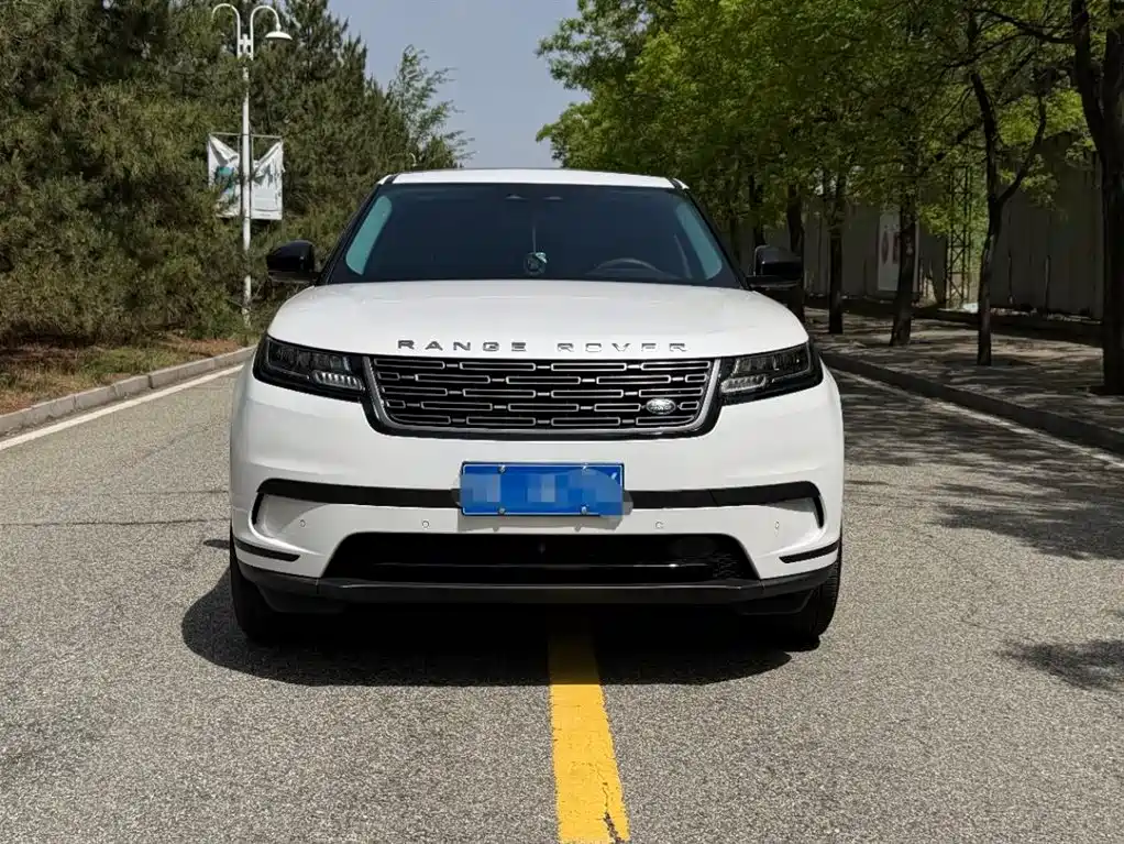 Land Rover Velar 2024 — фото 2