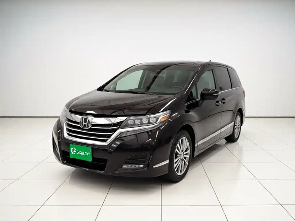 Honda Elysion 2017 — фото 1