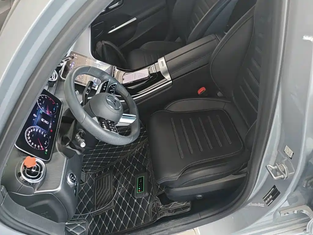 Mercedes-Benz C-Class 2022 — фото 15