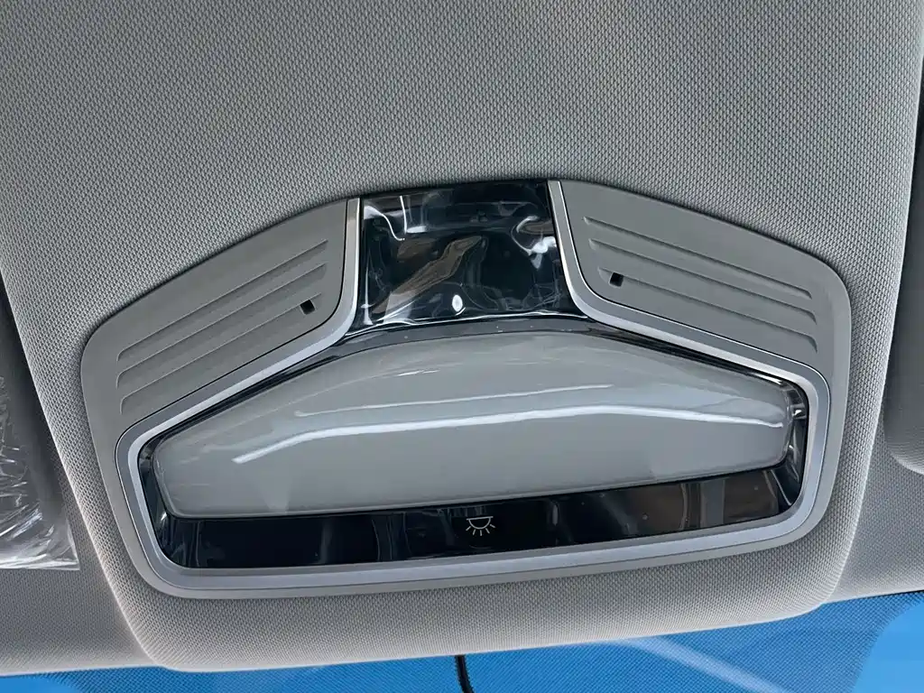 Geely Emgrand S 2024 — фото 13