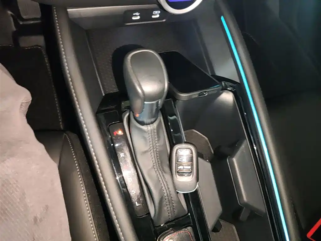 Honda Accord 2023 — фото 14