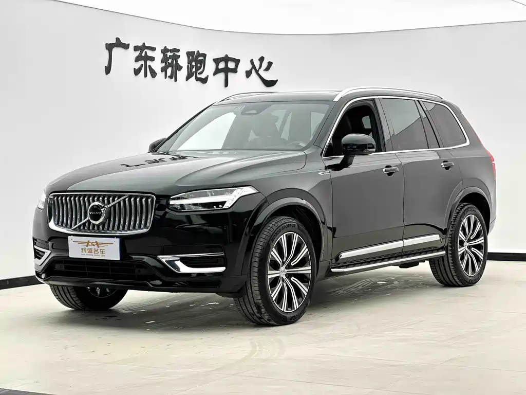 Volvo XC90 2022 — фото 1