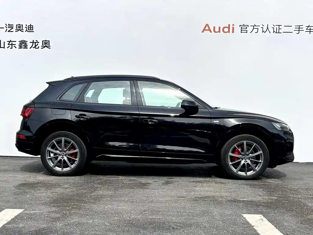 Audi Q5L 2023 — фото 4