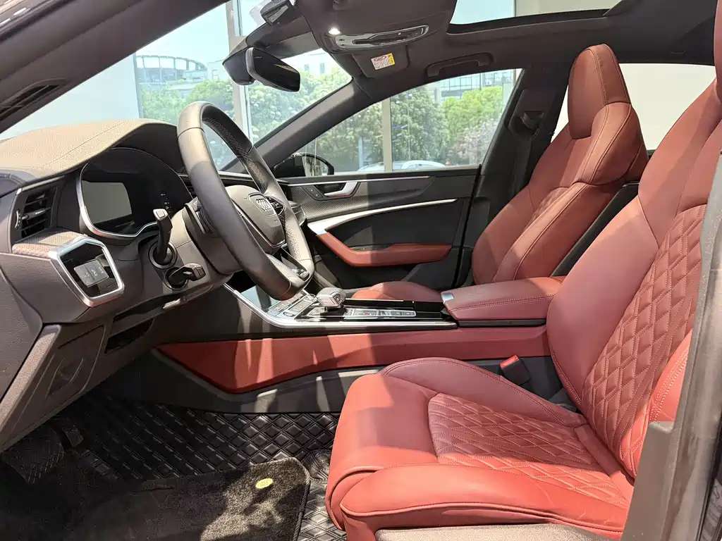 Audi A7L 2023 — фото 14