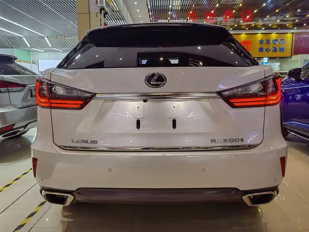 Lexus RX 2016 — фото 12