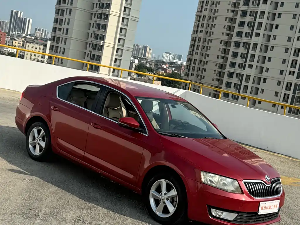 Skoda Octavia 2015 — фото 3