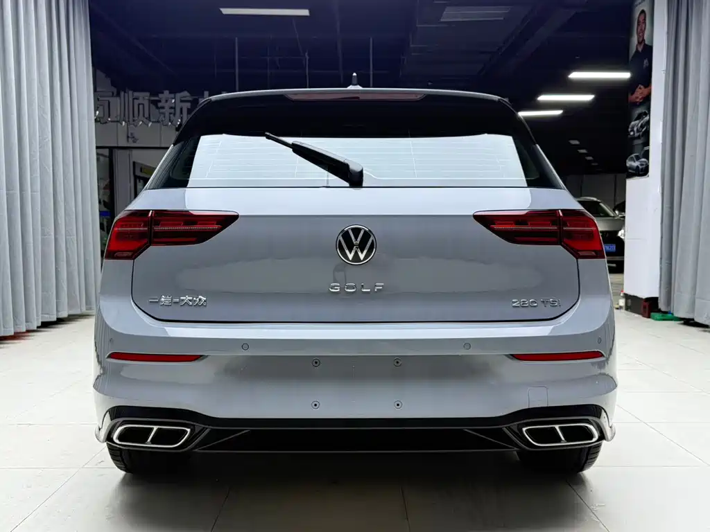 Volkswagen Golf 2022