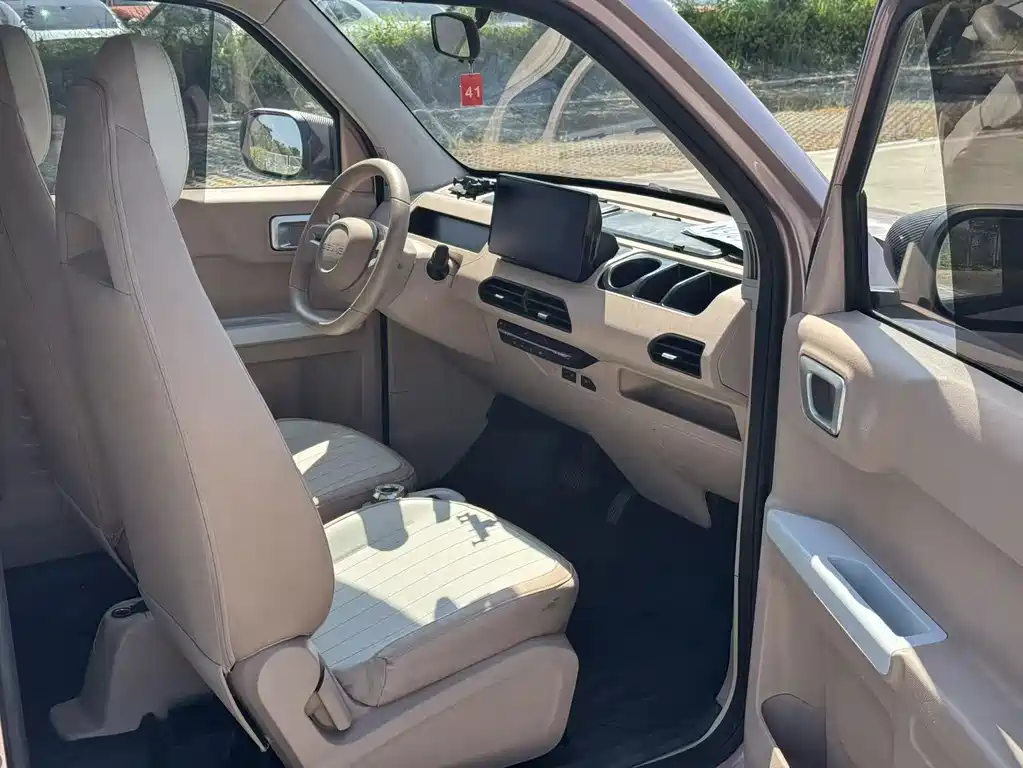 Geely Galaxy Panda 2023 — фото 15