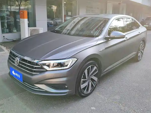 Volkswagen Sagitar 2019