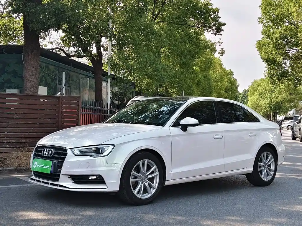 Audi A3 2017 — фото 2