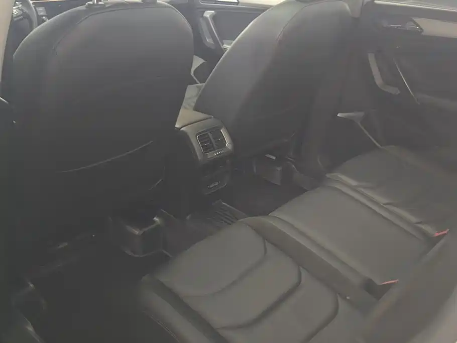 Volkswagen Tiguan L 2019 — фото 11