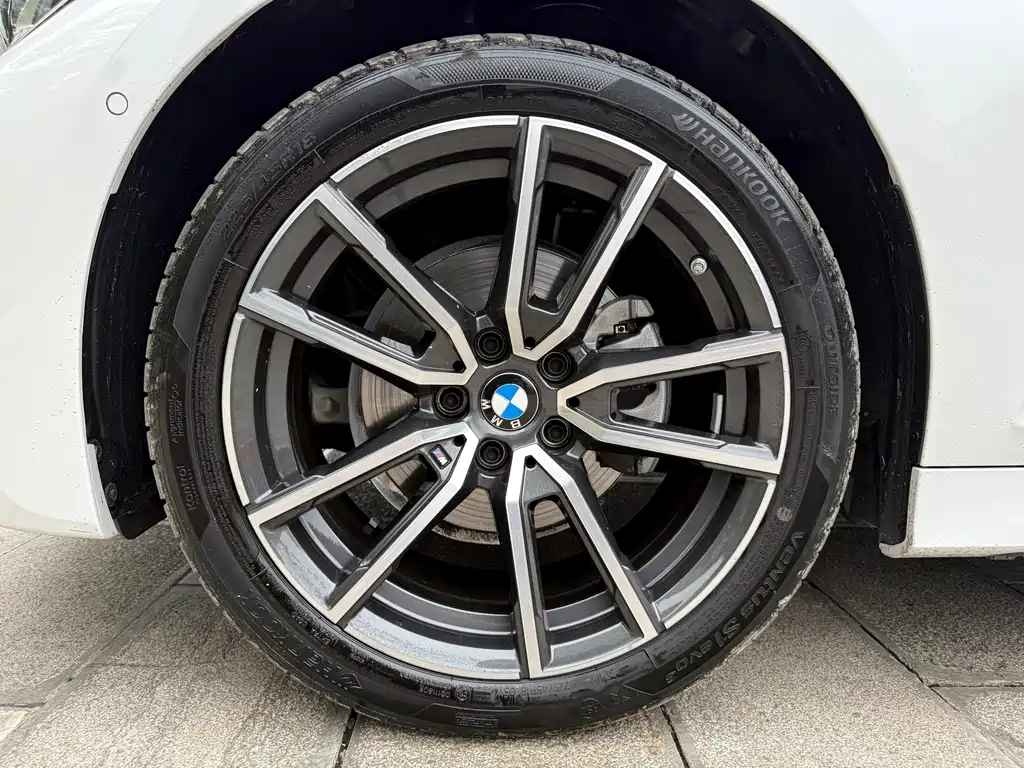 BMW 3 Series 2022 — фото 14