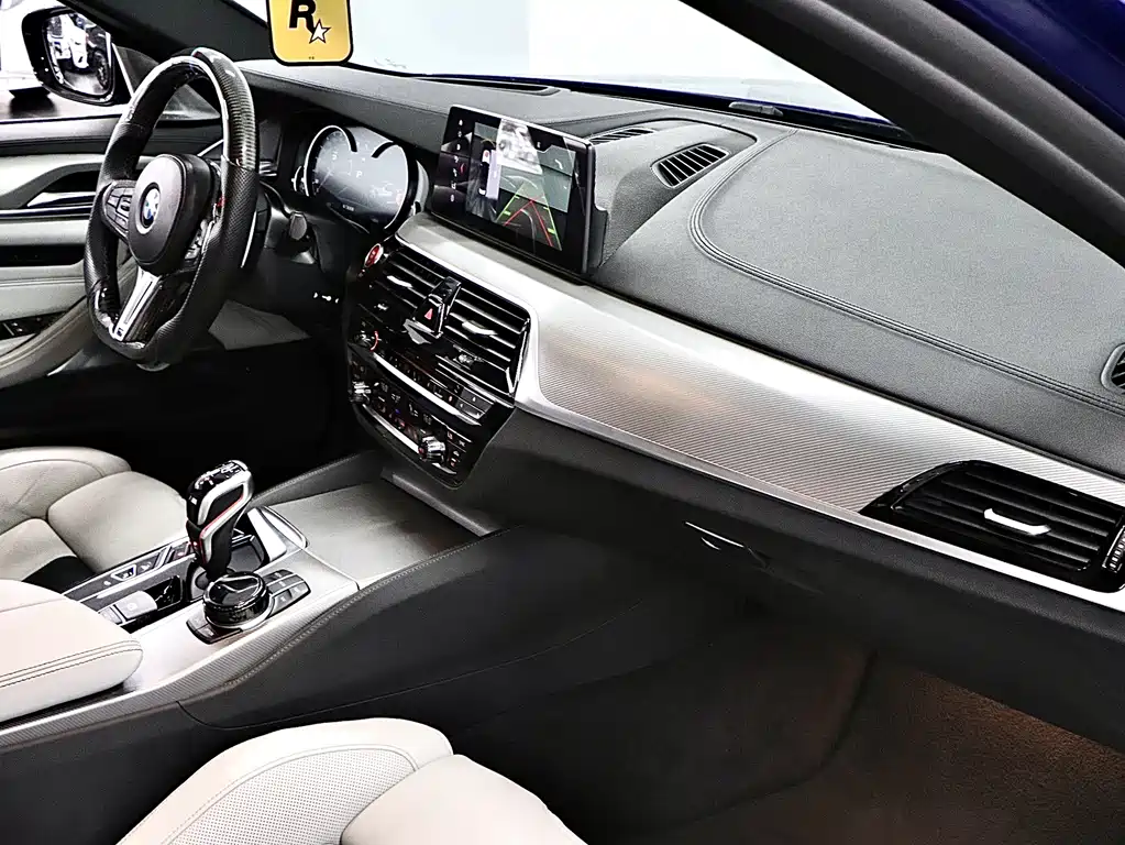 BMW M5 2019 — фото 15
