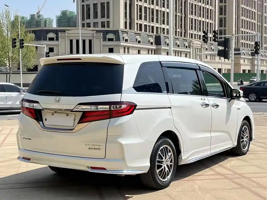 Honda Odyssey 2021 — фото 3