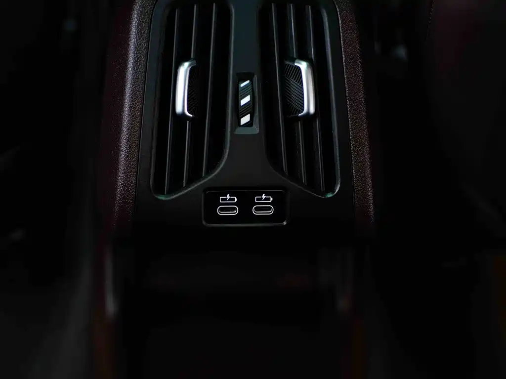 BMW X1 2023 — фото 13