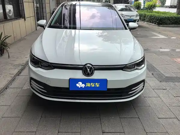 Volkswagen Golf 2023