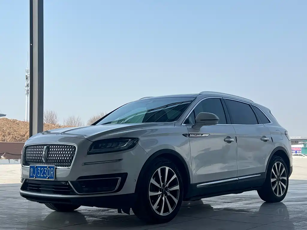 Lincoln Nautilus 2019