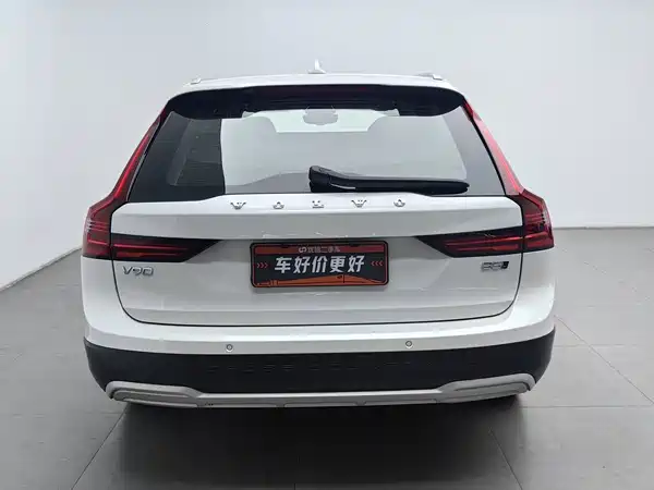 Volvo V90 2026