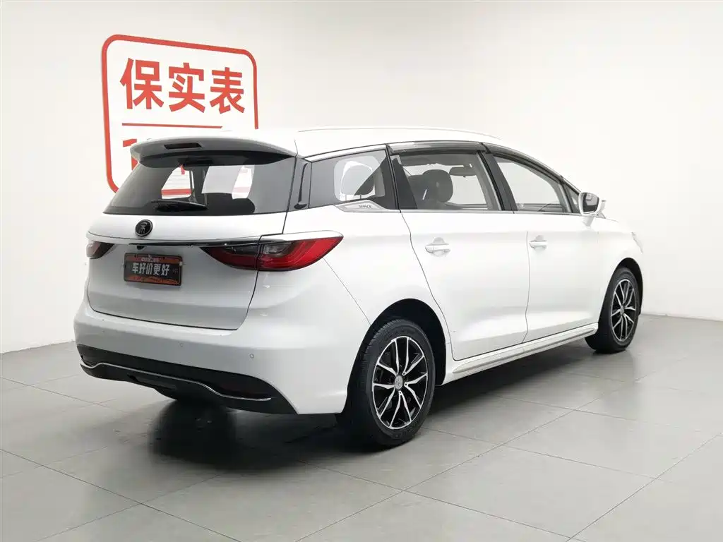 BYD MAX 2017 — фото 2