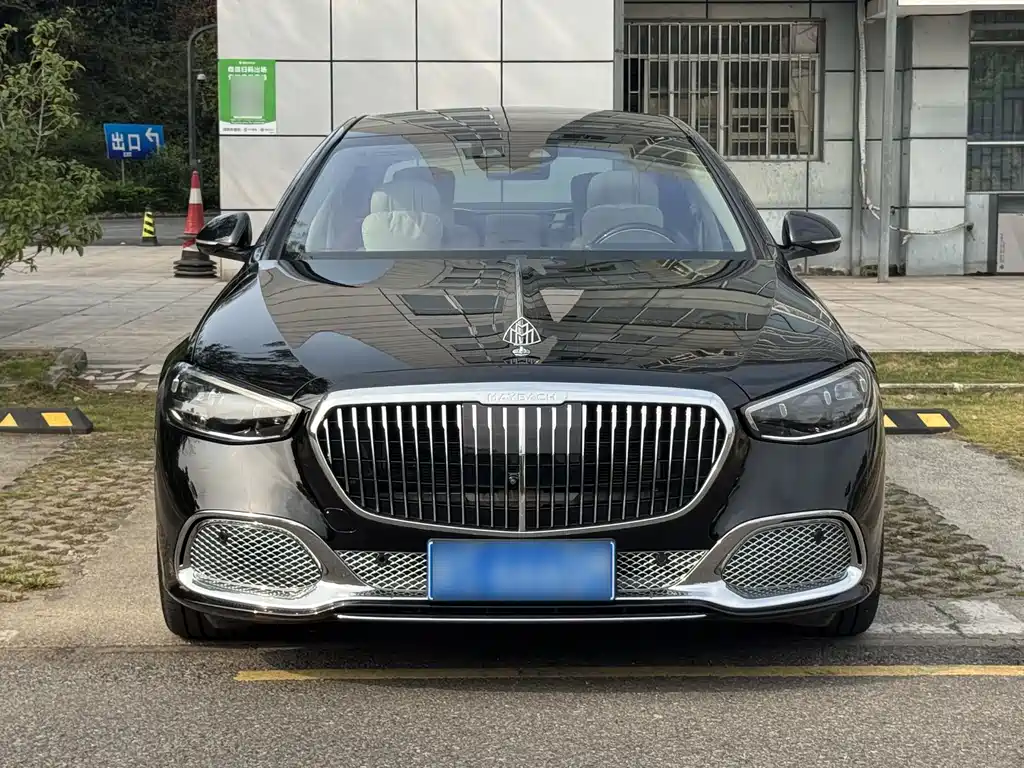 Mercedes-Benz Maybach S-Class 2023