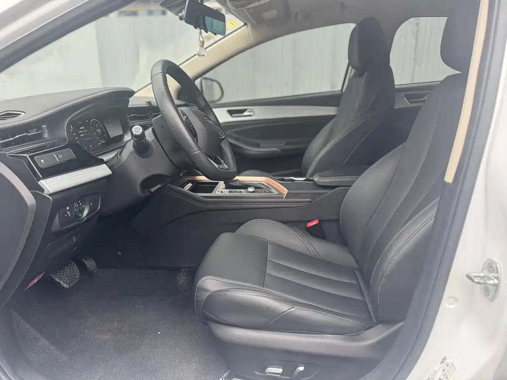 Chery Arrizo 5 PLUS 2021