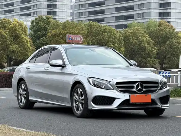 Mercedes-Benz C-Class 2018