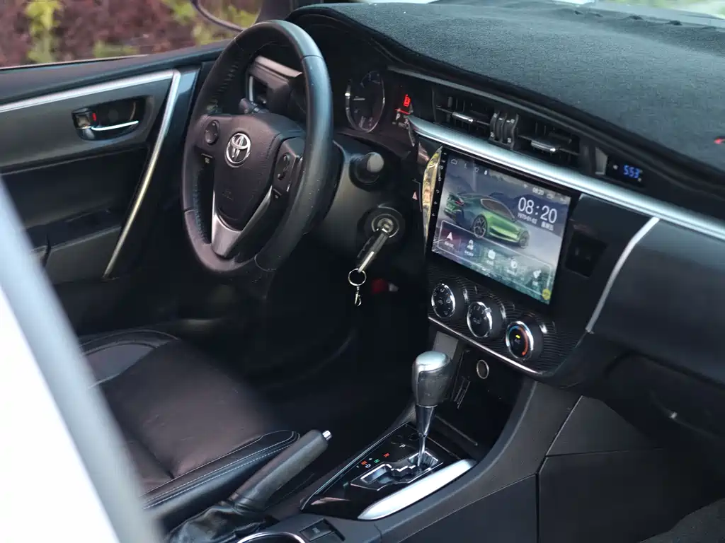 Toyota Corolla 2015 — фото 17