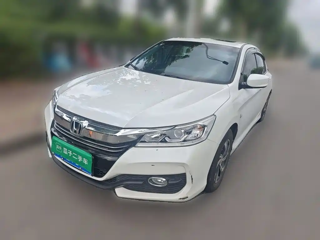 Honda Accord 2017 — фото 1