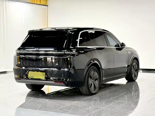 Li Auto L8 2024