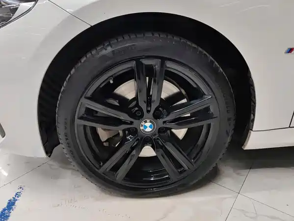 BMW 1 Series 2021