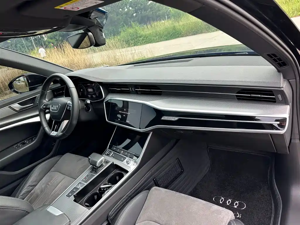 Audi A6L 2021 — фото 17