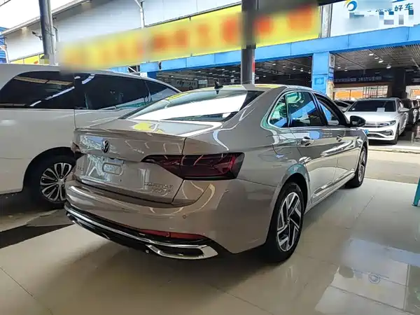 Volkswagen Sagitar 2025