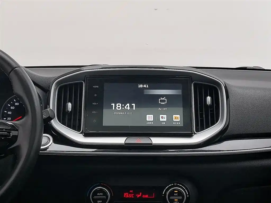 Kia KX1 2019 — фото 12