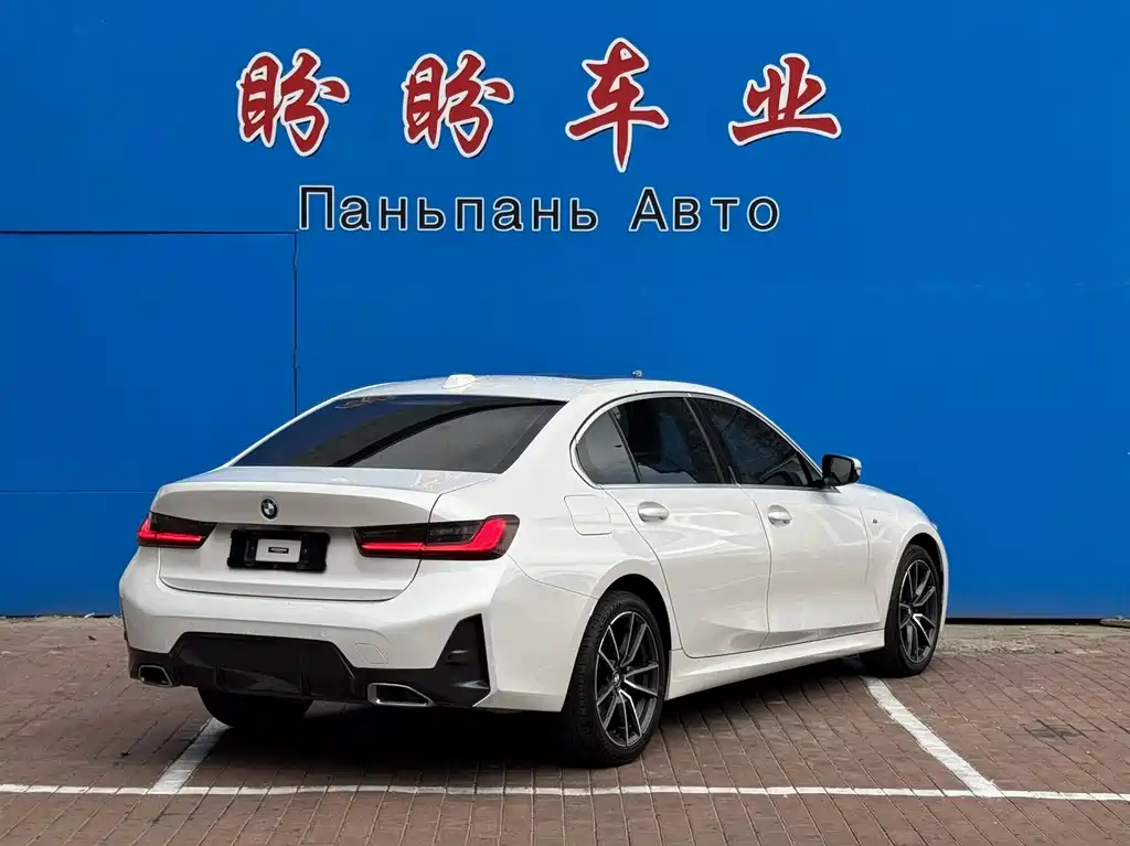 BMW 3 Series 2022 — фото 11