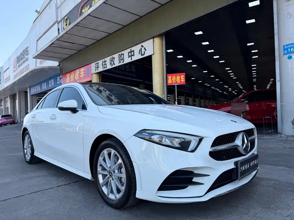 Mercedes-Benz A-Class 2020 — фото 2