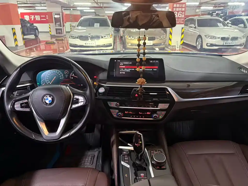 BMW 5 Series 2019