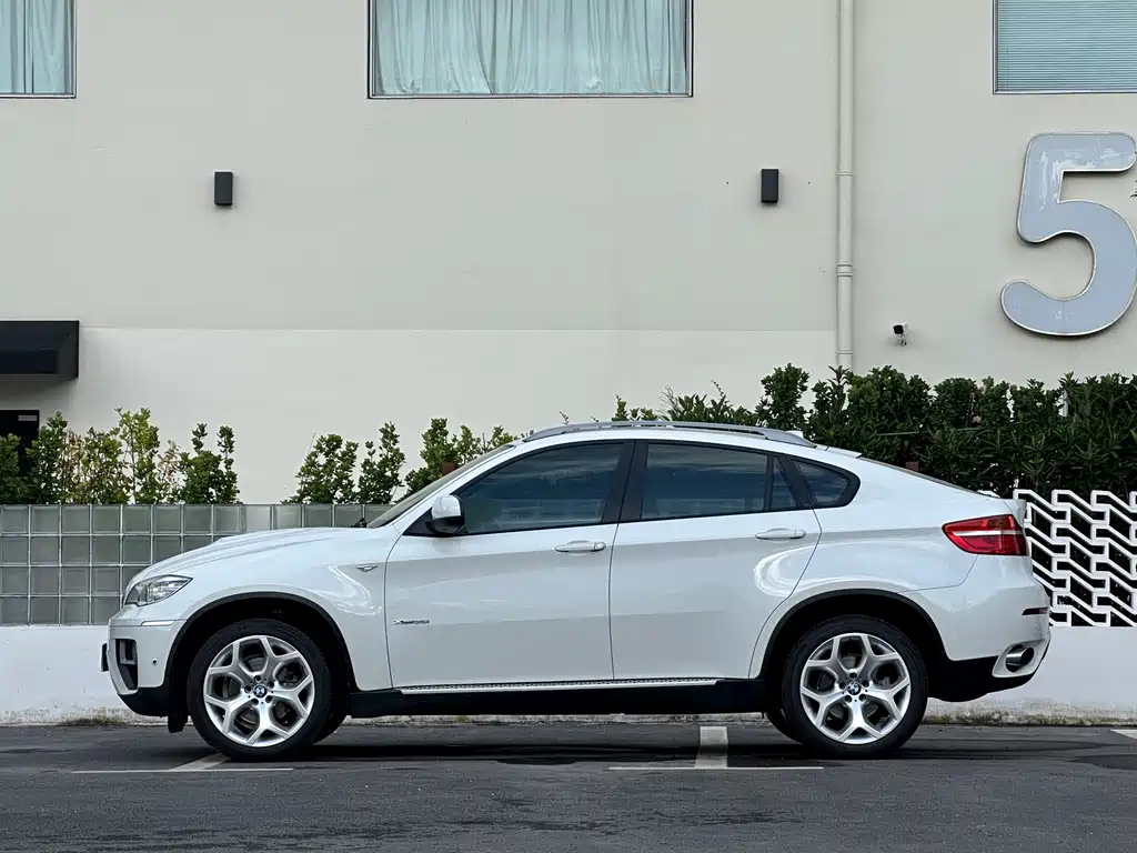 BMW X6 2015 — фото 4