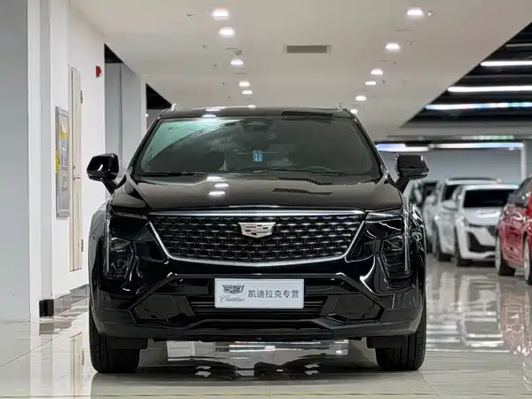 Cadillac XT4 2024