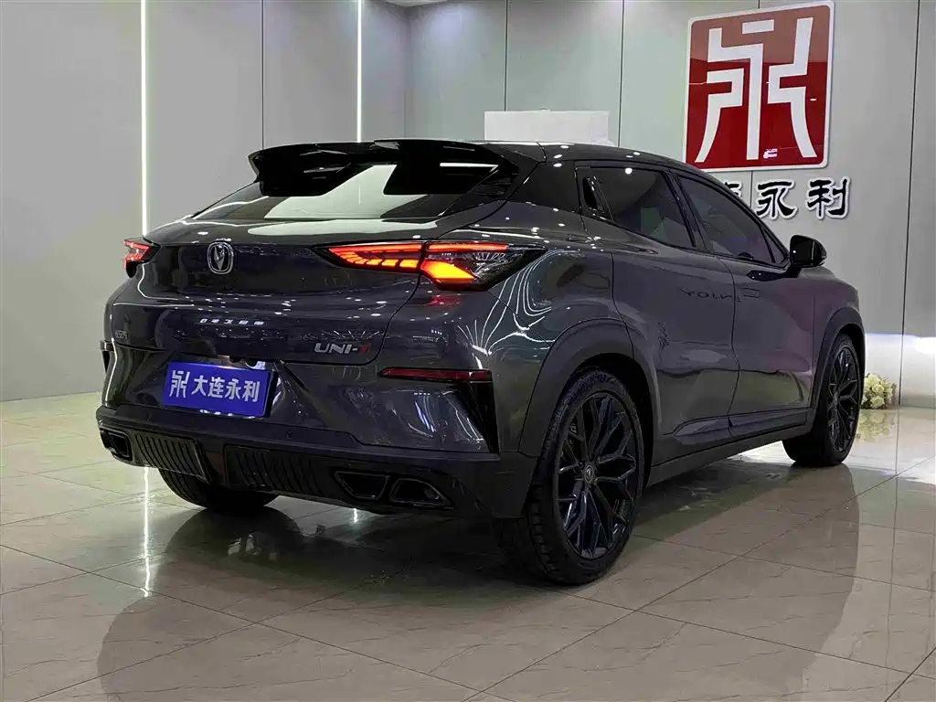 Changan UNI-T 2022 — фото 15